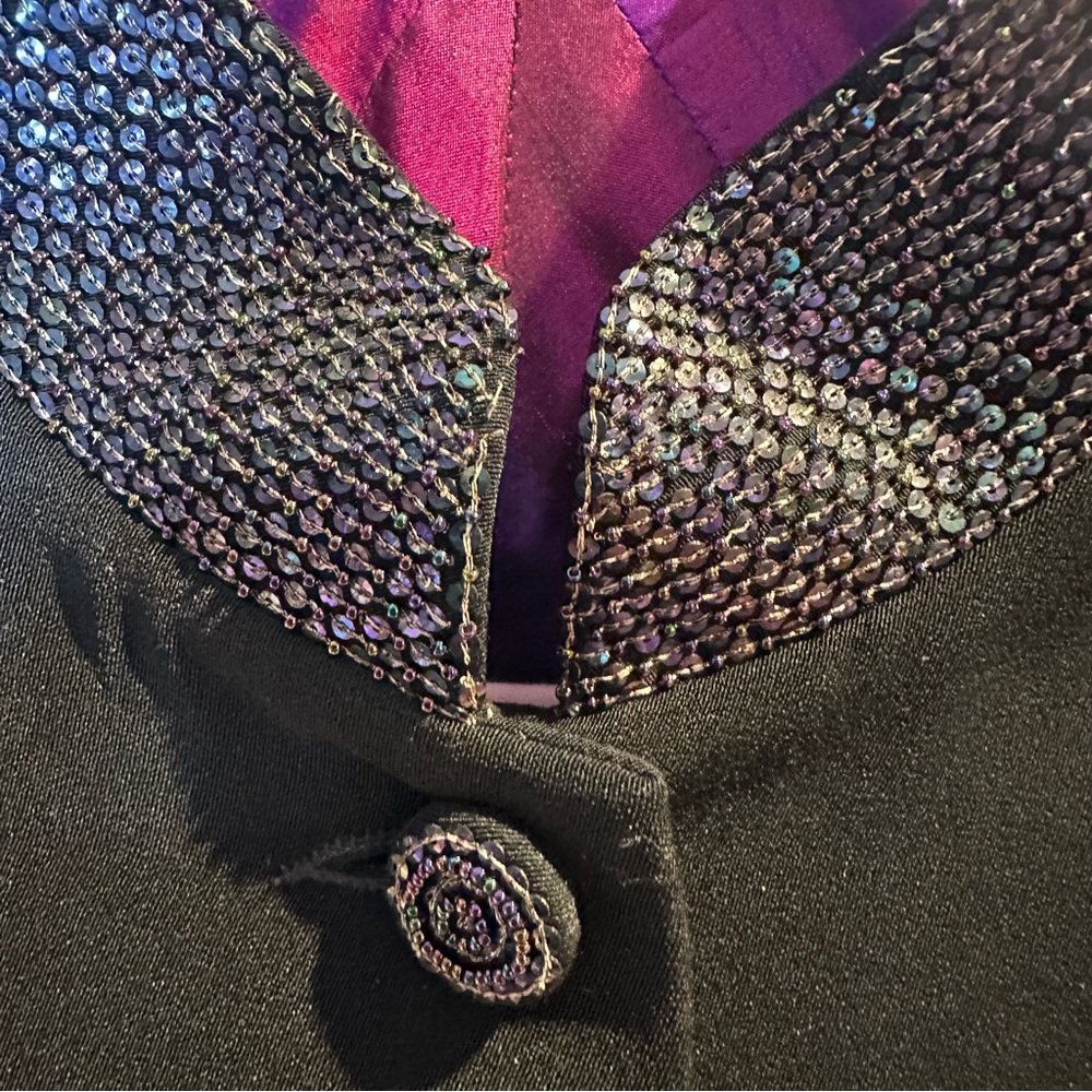 ROHIT BAL Elegant Black Coat with Beaded Accents and Pink Lining - Picture 10 of 14